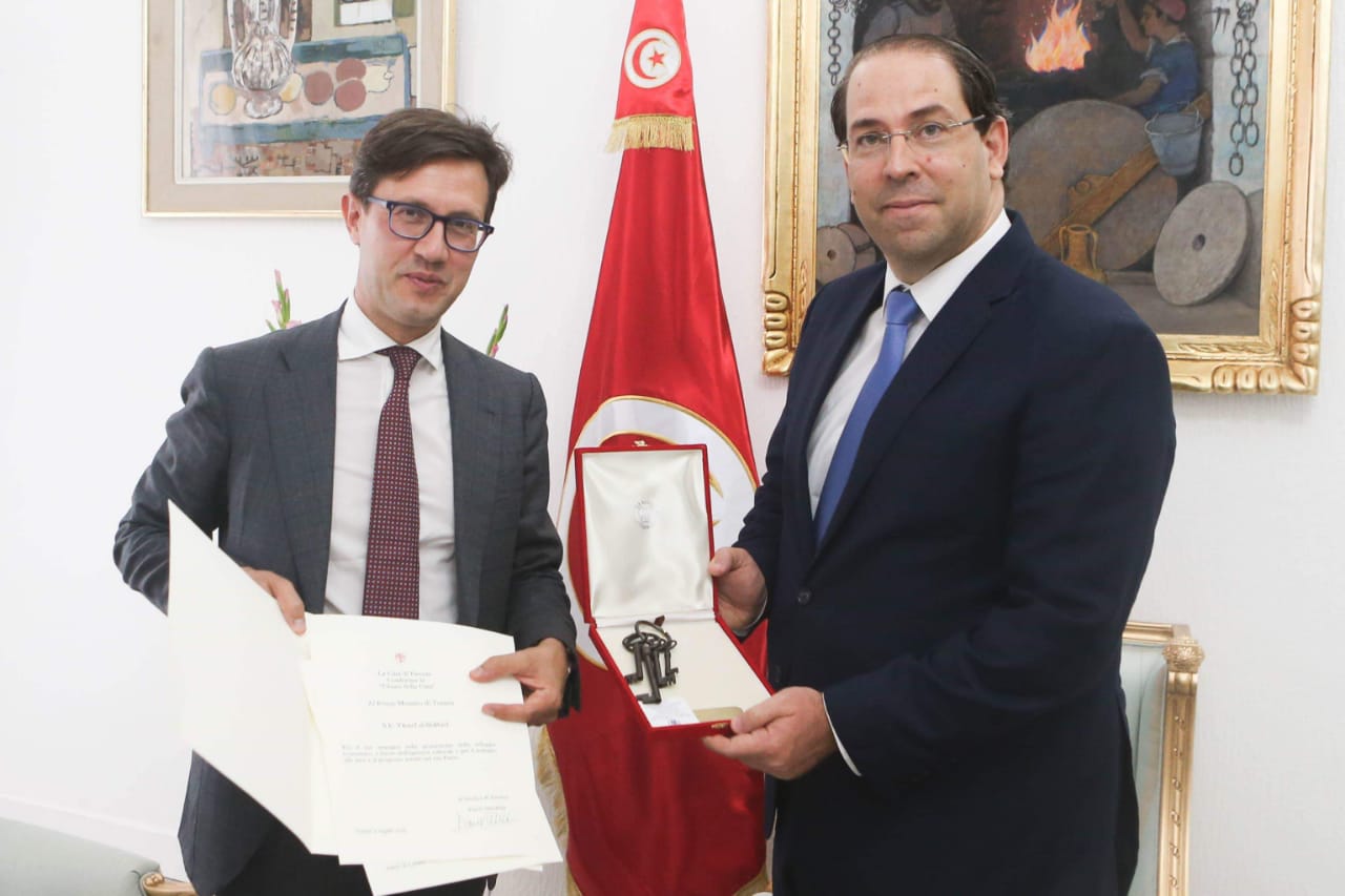 Il sindaco con il primo ministro tunisino
