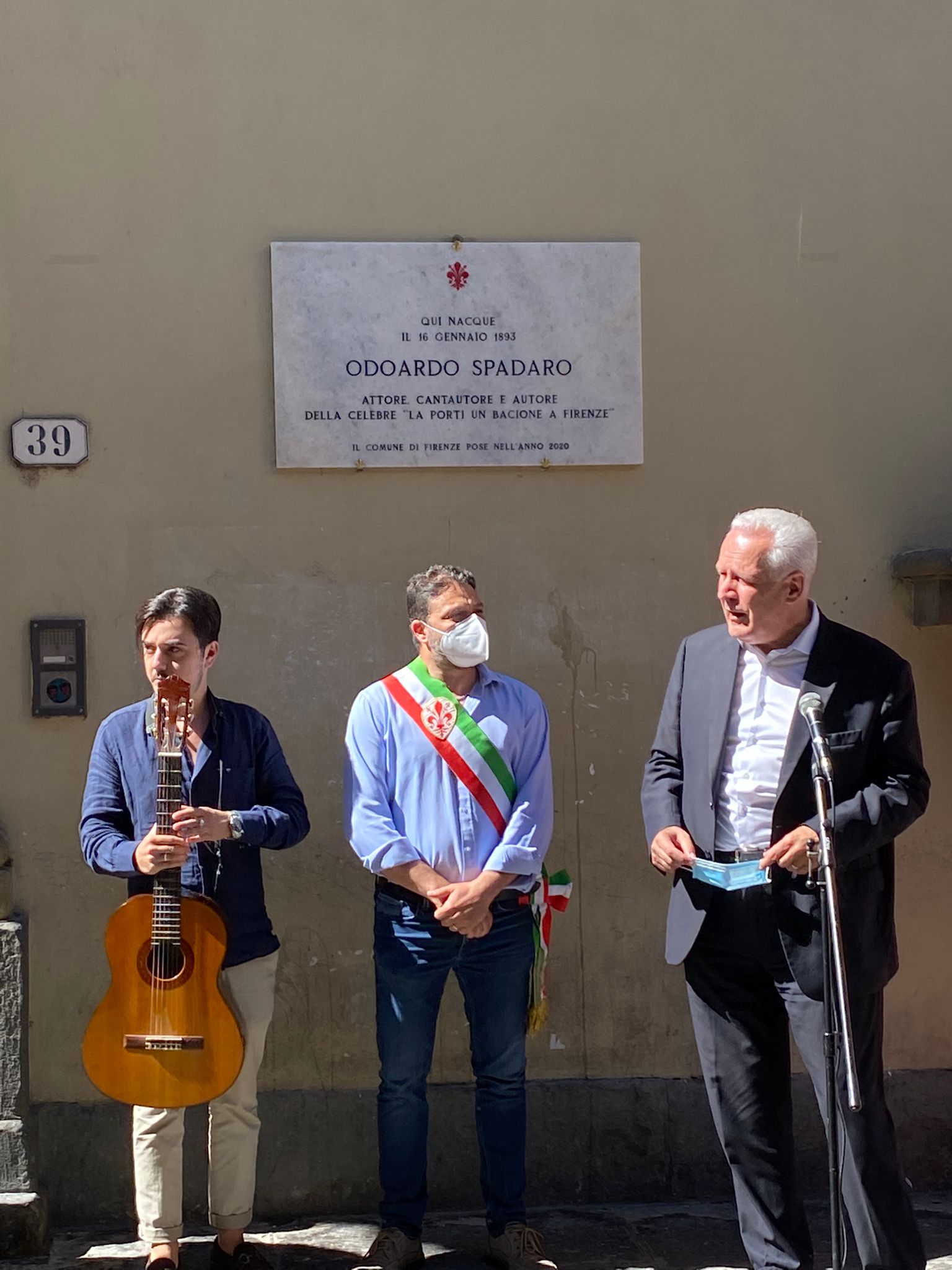Inaugurata la targa che ricorda Odoardo Spadaro Inaugurata la targa che ricorda Odoardo Spadaro