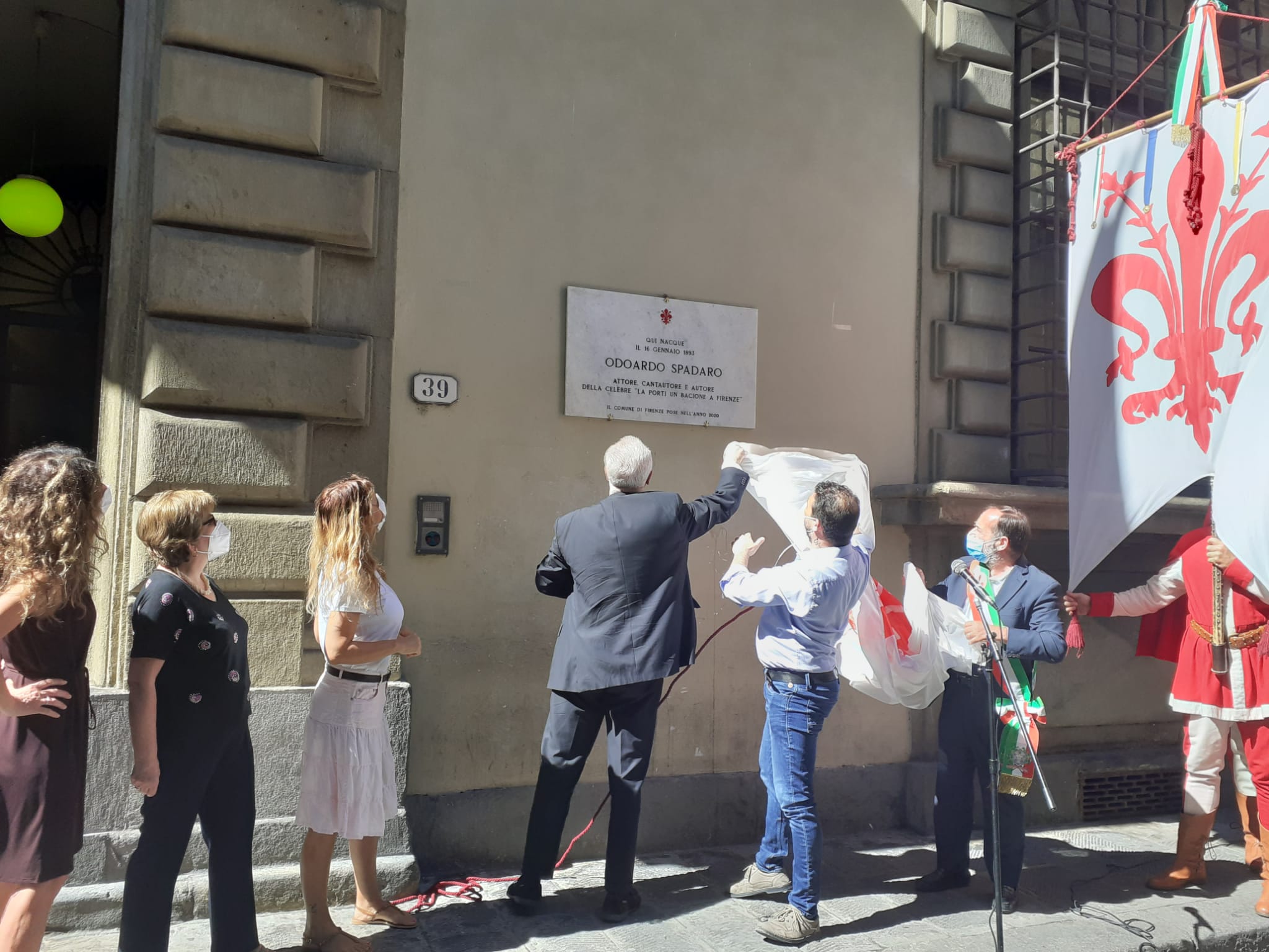 Inaugurata la targa che ricorda Odoardo Spadaro