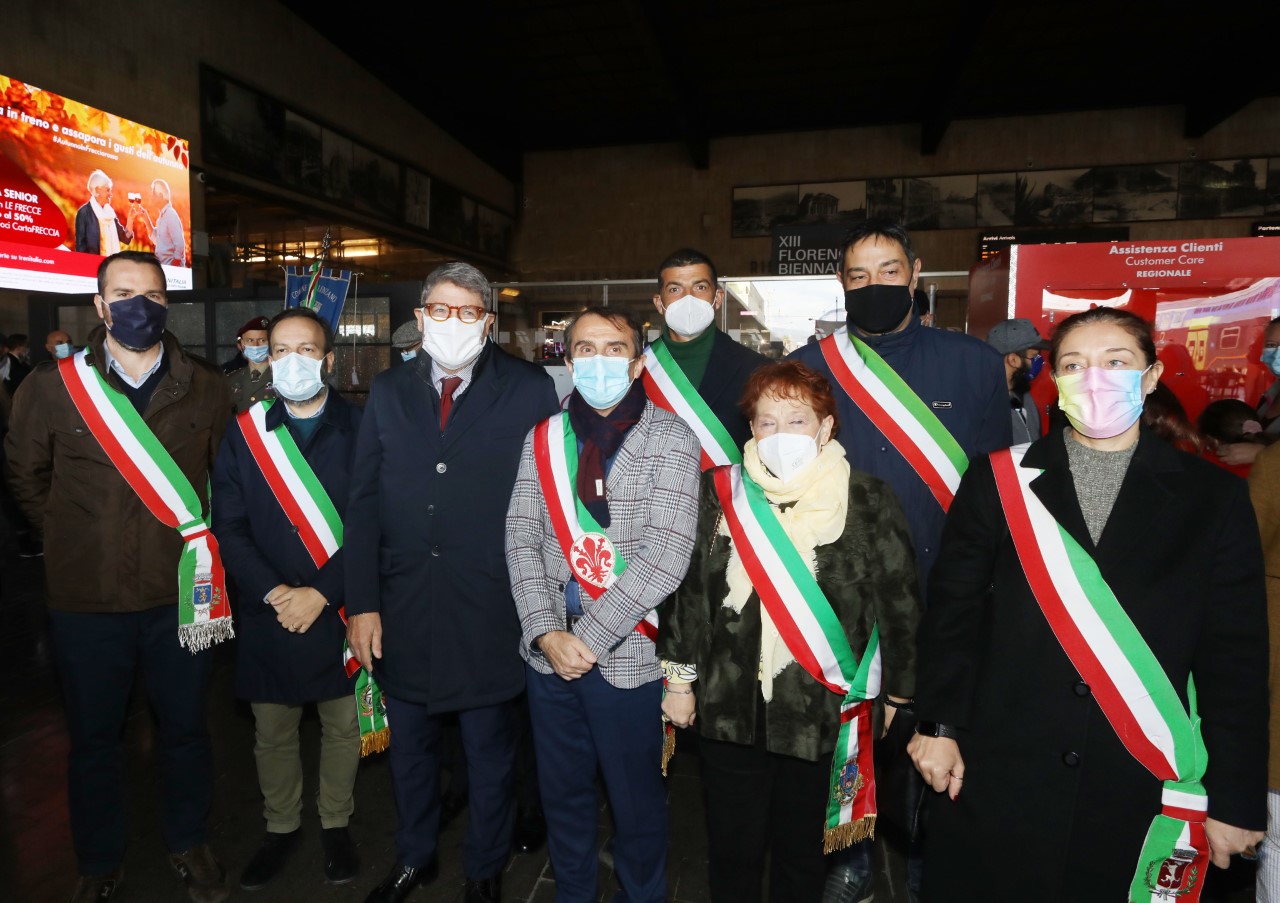 Commemorazione dei deportati ebrei dal binario 16 alla stazione SMN Commemorazione dei deportati ebrei dal binario 16 alla stazione SMN