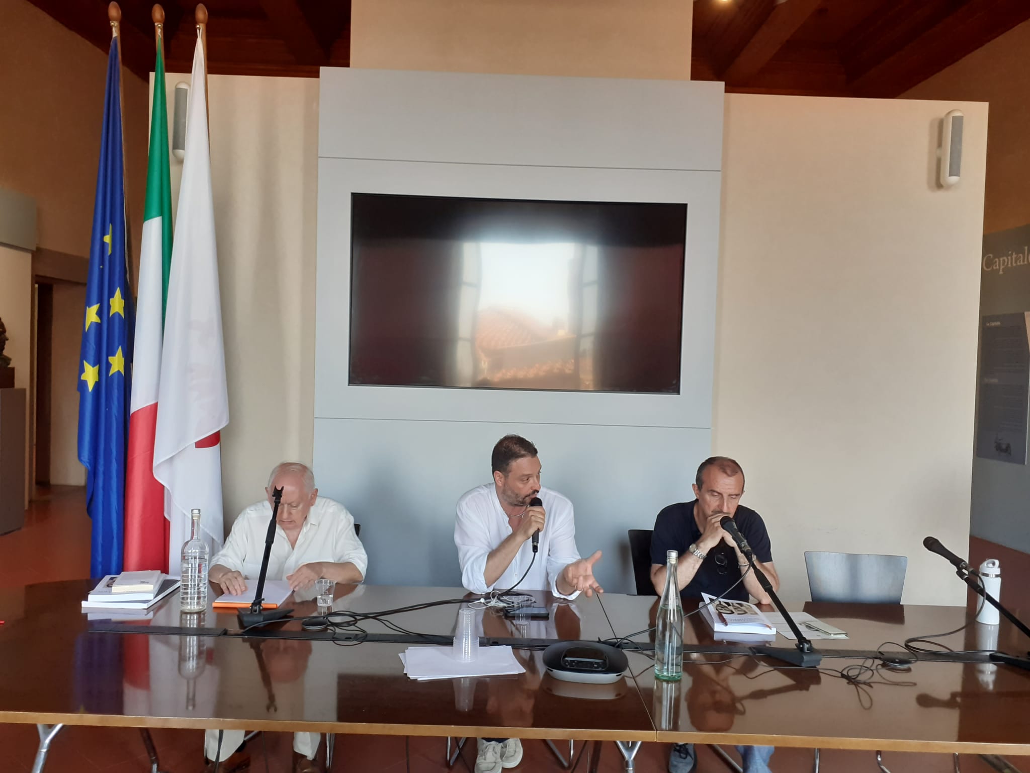 Presentato il libro su Bruno Fanciullacci Presentato il libro su Bruno Fanciullacci