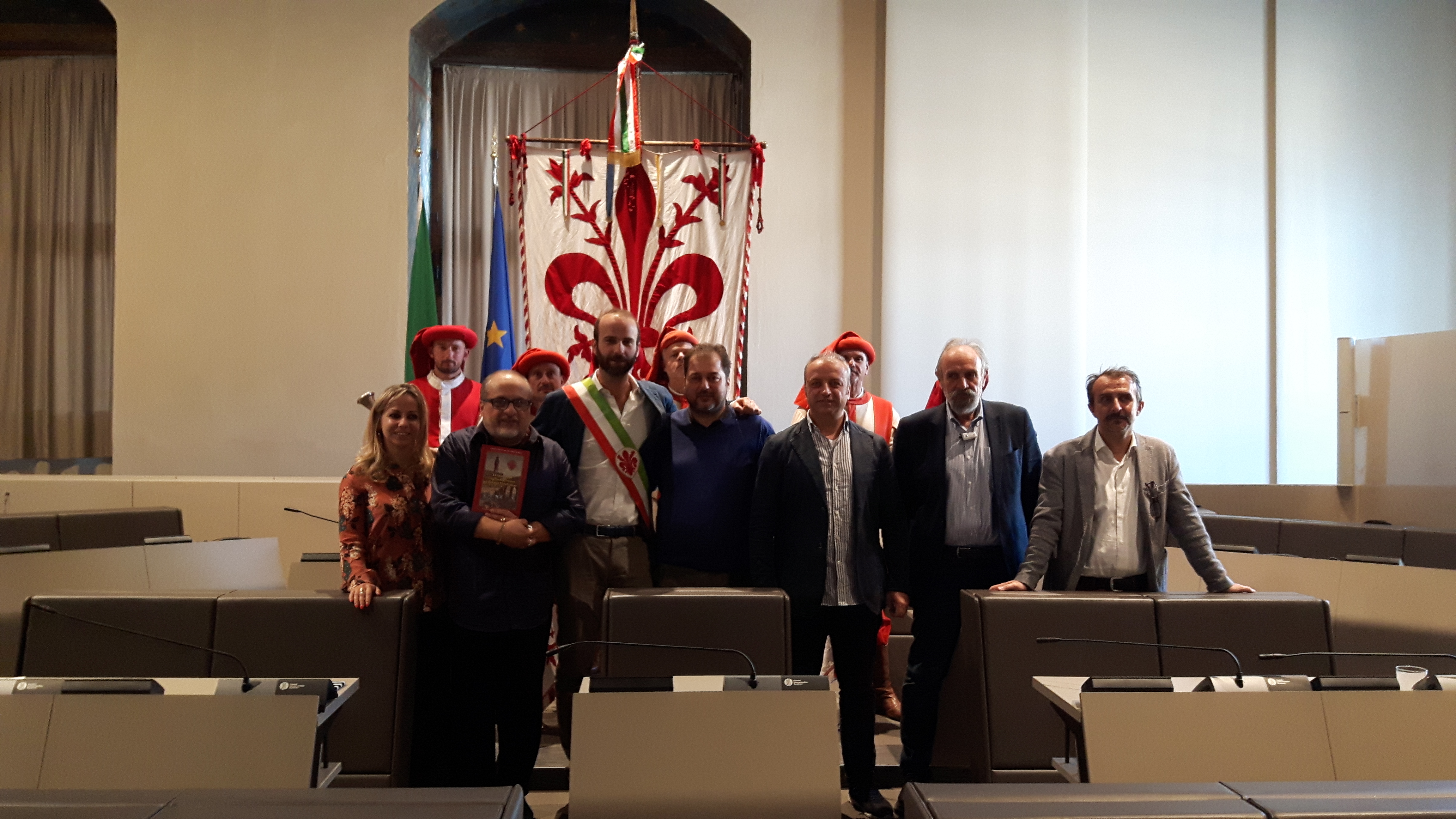 Storia del Giglio di Firenze e del suo Gonfalone Storia del Giglio di Firenze e del suo Gonfalone