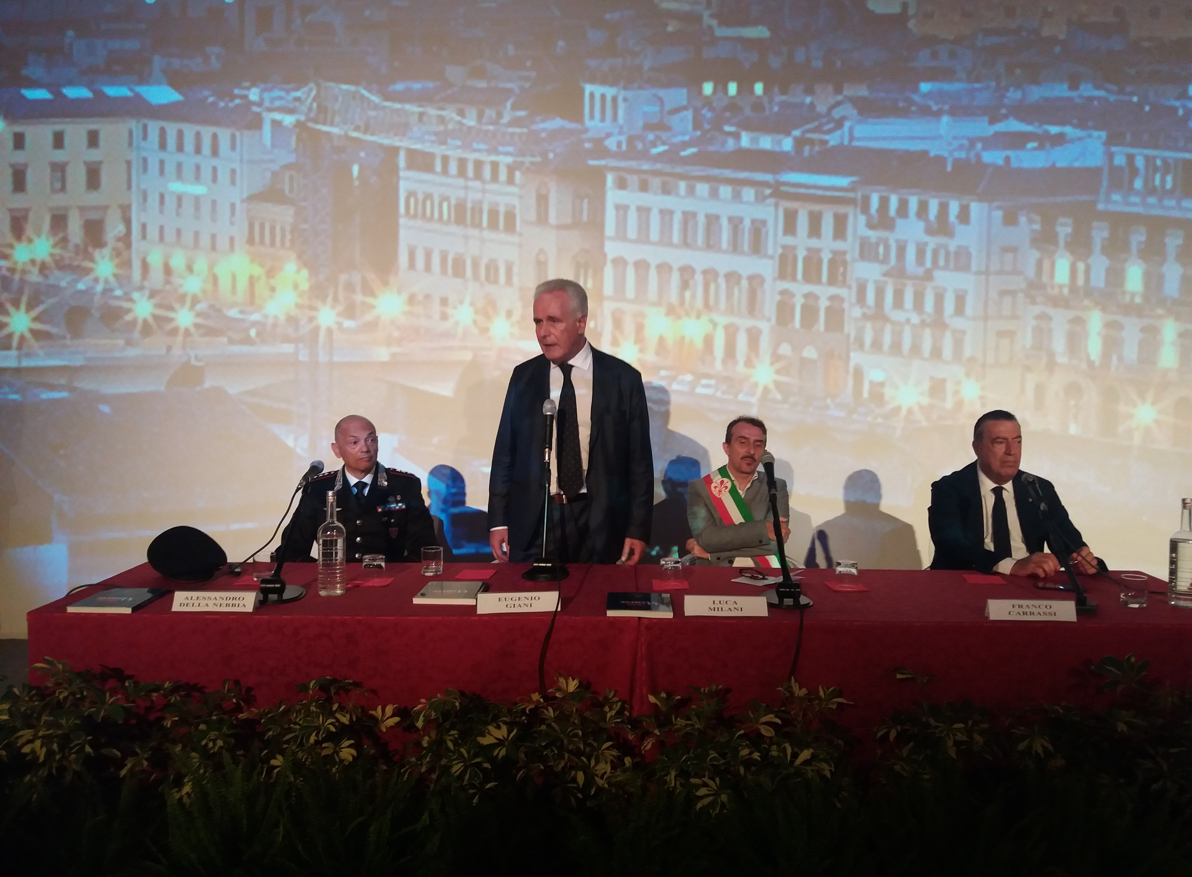 I 160 anni della Legione Carabinieri e de La Nazione I 160 anni della Legione Carabinieri e de La Nazione