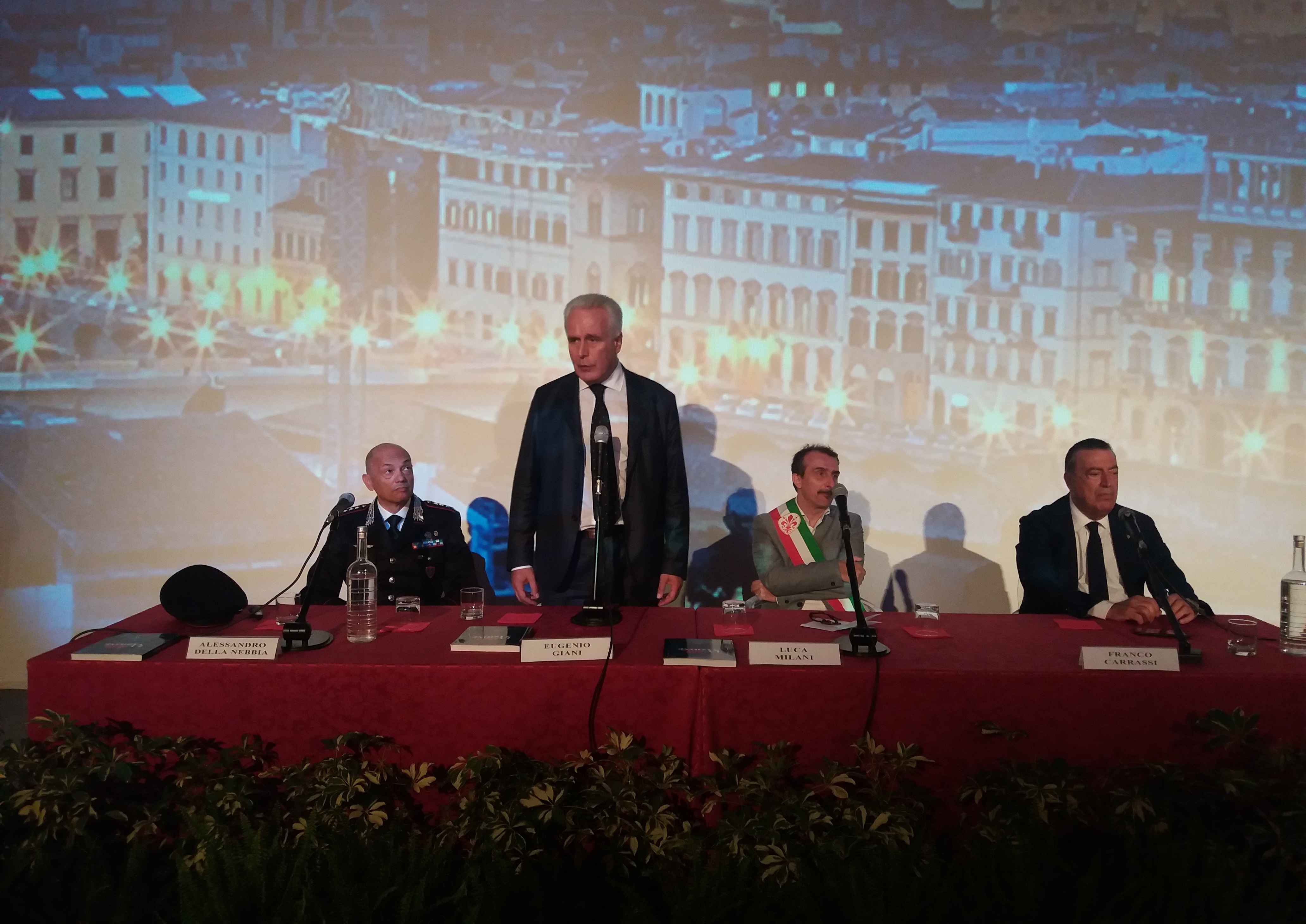 I 160 anni della Legione Carabinieri e de La Nazione I 160 anni della Legione Carabinieri e de La Nazione