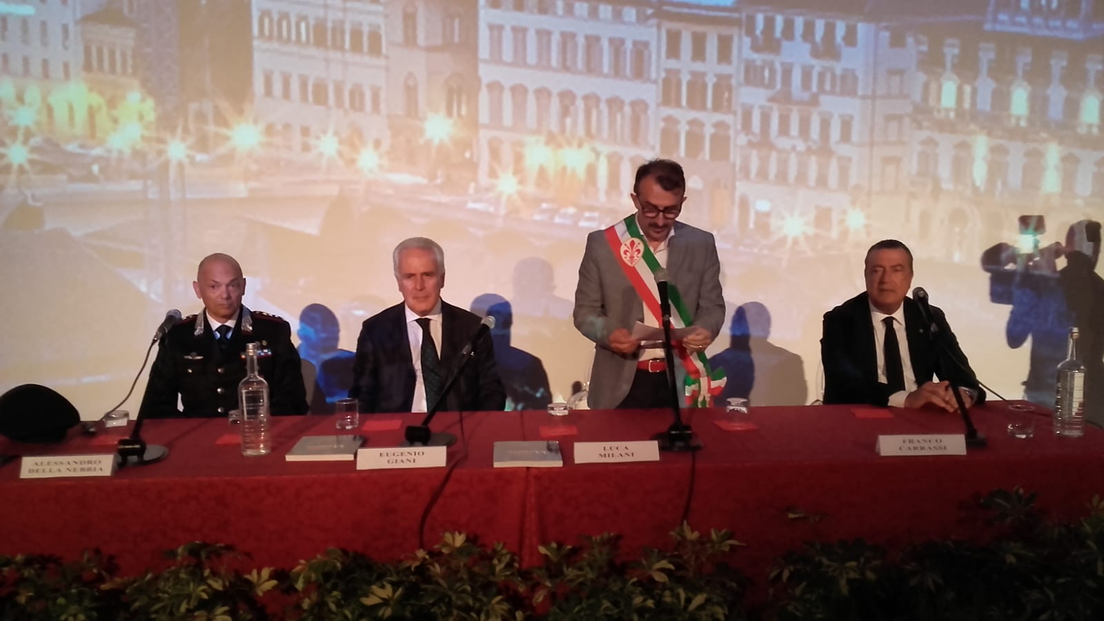 I 160 anni della Legione Carabinieri e de La Nazione I 160 anni della Legione Carabinieri e de La Nazione
