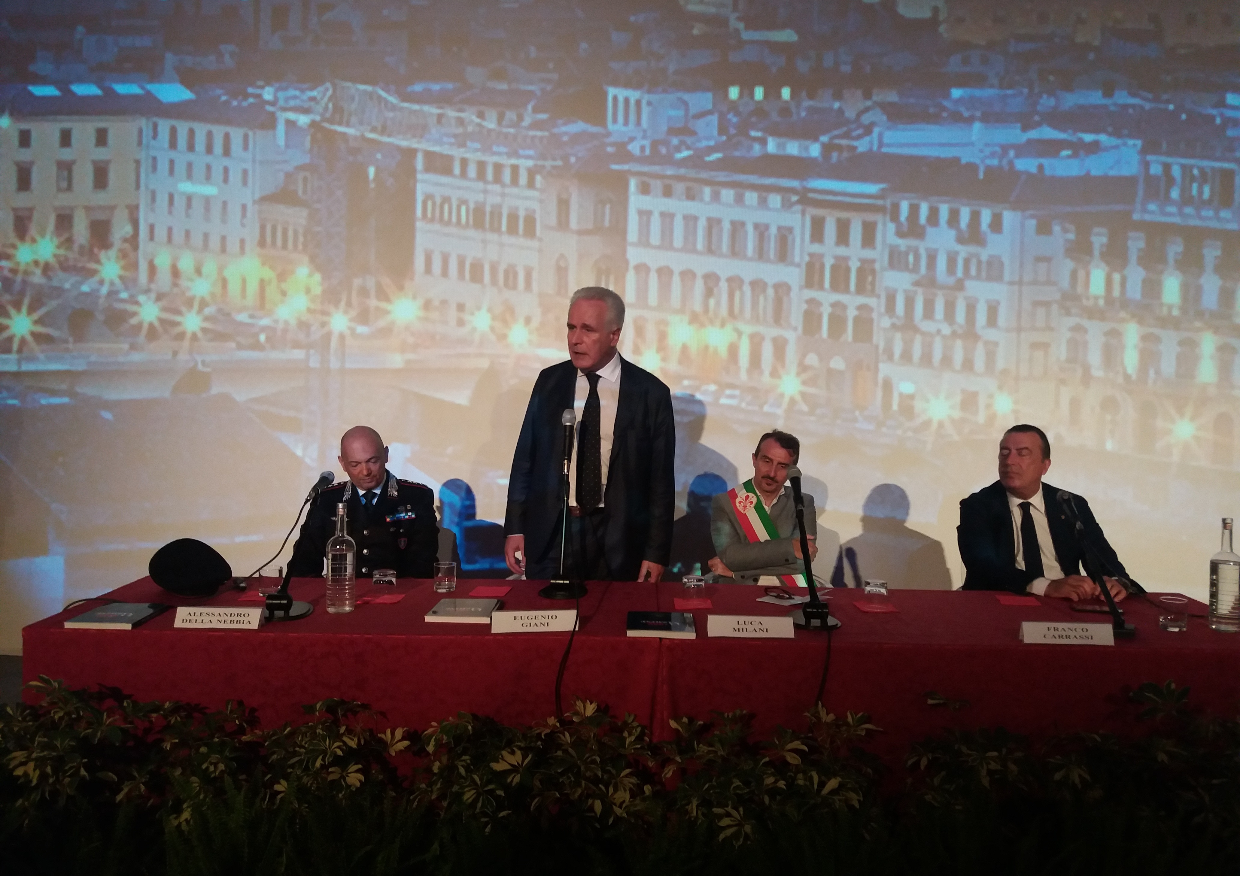 I 160 anni della Legione Carabinieri e de La Nazione I 160 anni della Legione Carabinieri e de La Nazione