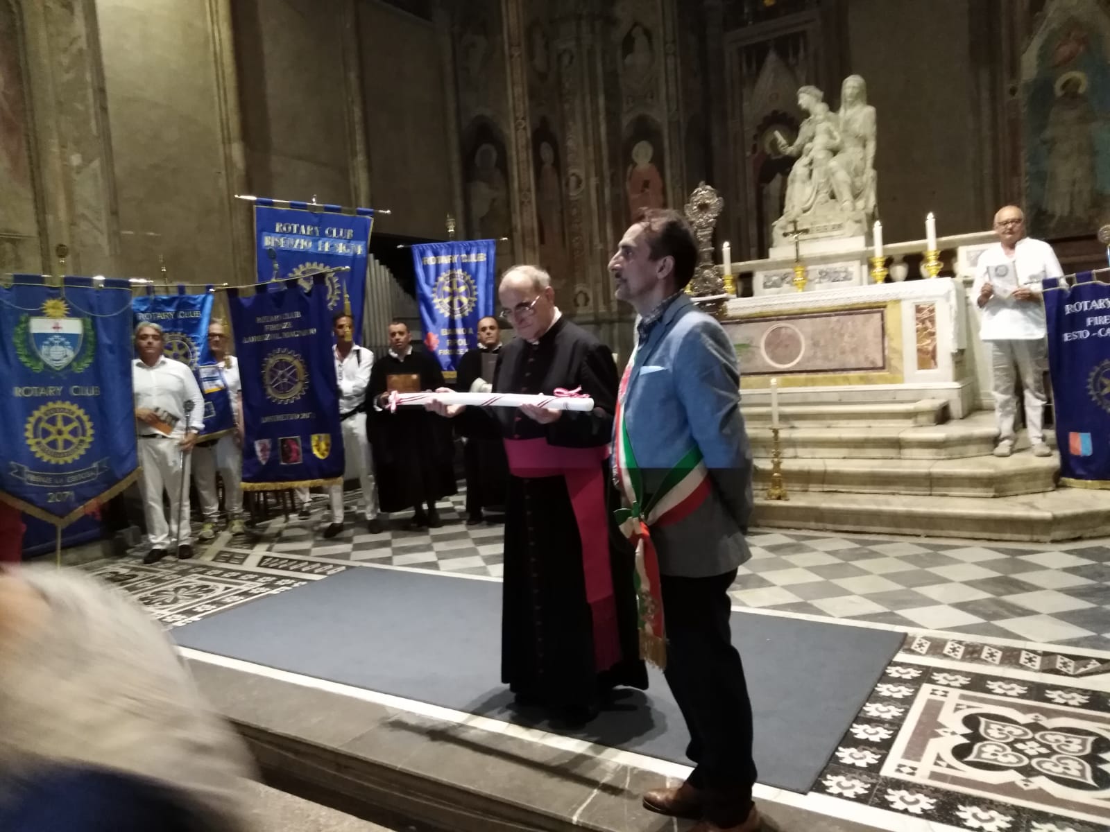 Il presidente del Consiglio comunale Luca Milani alle celebrazioni per Sant'Anna Il presidente del Consiglio comunale Luca Milani alle celebrazioni per Sant'Anna