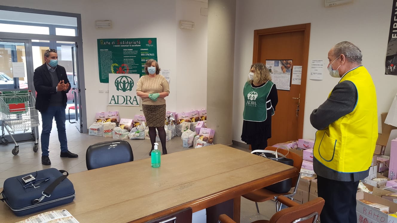 Donazione buoni spesa dei Lions al Quartiere 5 Donazione buoni spesa dei Lions al Quartiere 5