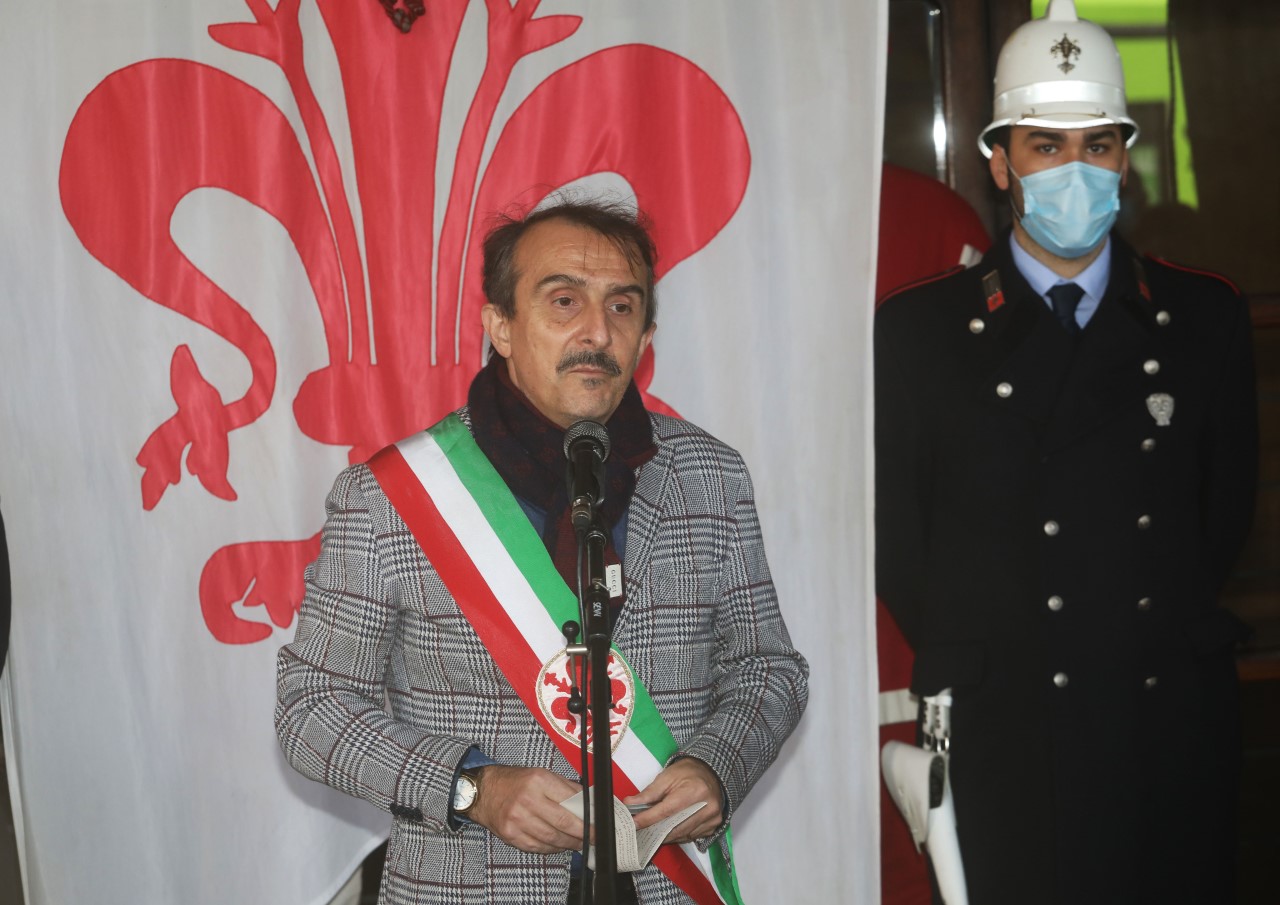 Commemorazione dei deportati ebrei dal binario 16 alla stazione SMN Commemorazione dei deportati ebrei dal binario 16 alla stazione SMN