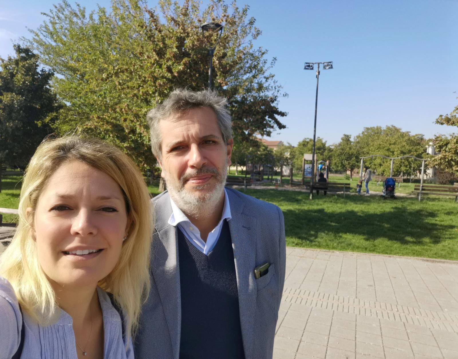 Albanese, Balli, telecamera Albanese, Balli, telecamera