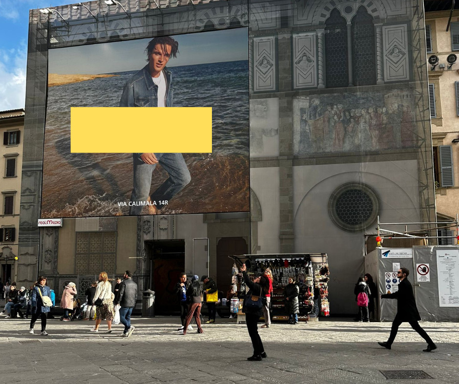 Lavori alla Loggia del Bigallo