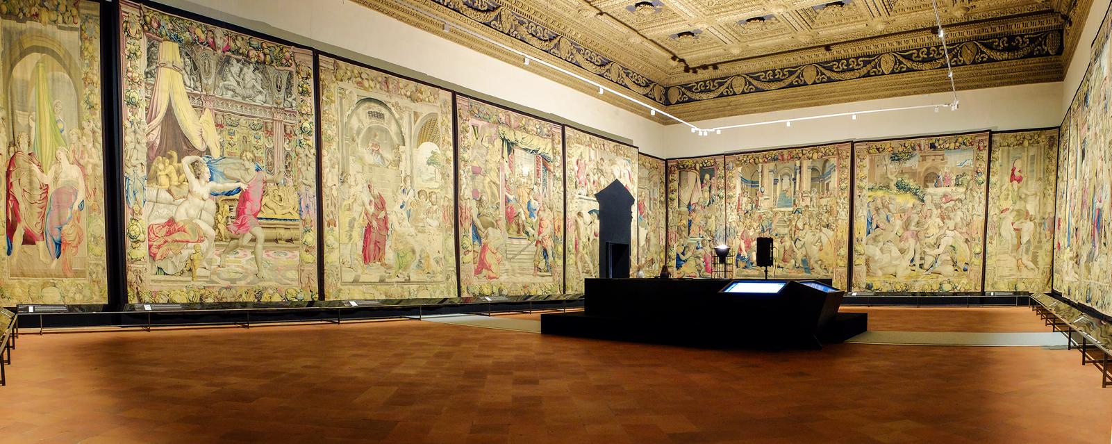 Particolare della mostra “Il Principe dei Sogni. Giuseppe negli arazzi medicei di Pontormo e Bronzino. Allestita a Palazzo Vecchio, Sala dei Duecento da settembre 2014 a febbraio 2015 