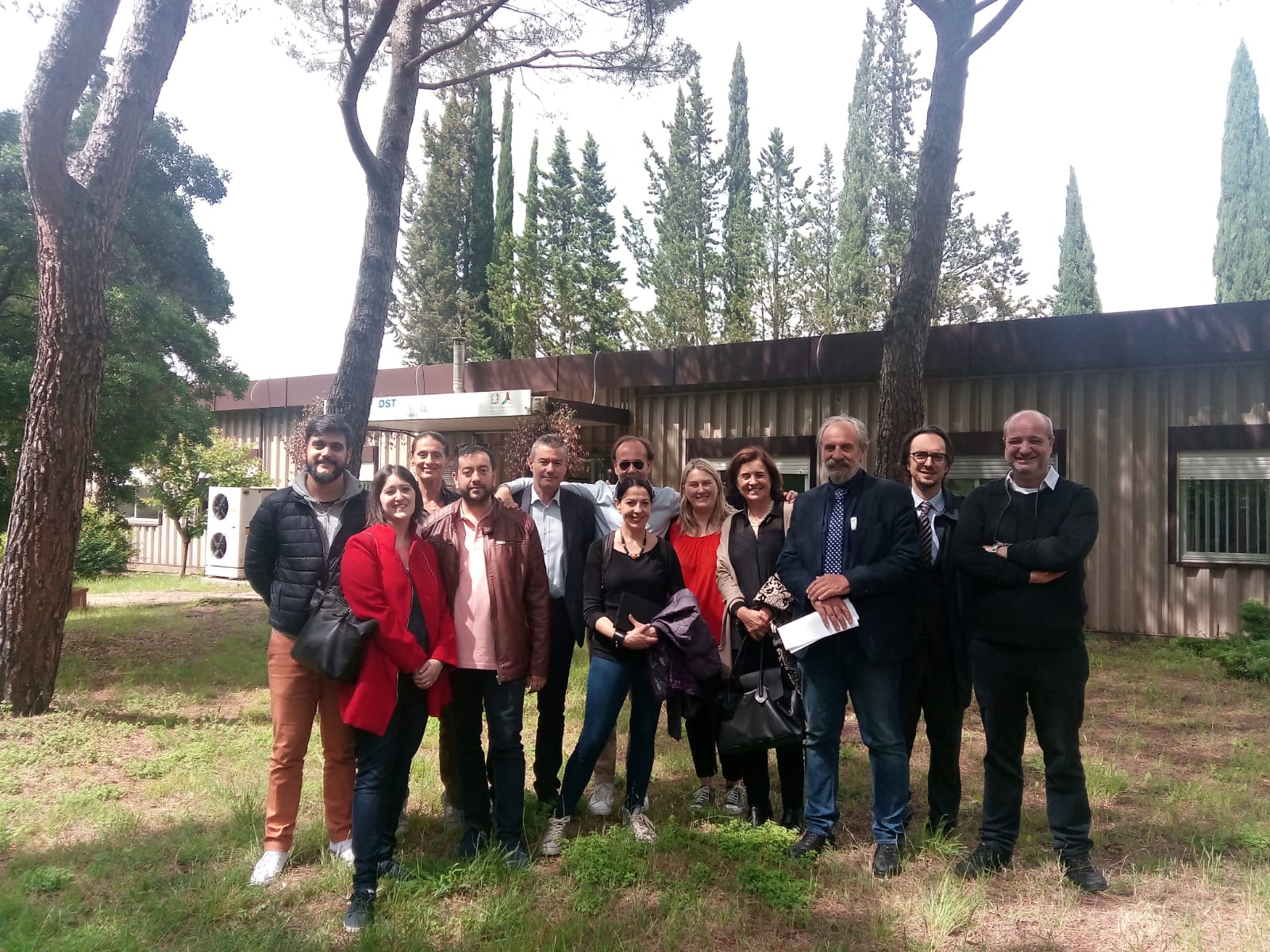 Seduta della Commissione Ambiente, Vivibilità urbana e Mobilità, presieduta da Fabrizio Ricci, alla sede di Arcetri del nuovo centro per la Protezione Civile dell'Università di Firenze. Dal 2003 l'Università di Firenze è centro di centro di competenza del Dipartimento della Protezione Civile. I consiglieri comunali hanno incontrato il prof. Nicola Casagli, attualmente presidente del Centro. “L’incontro – sottolinea il presidente della Commissione Fabrizio Ricci – è servito per focalizzare l’importanza delle