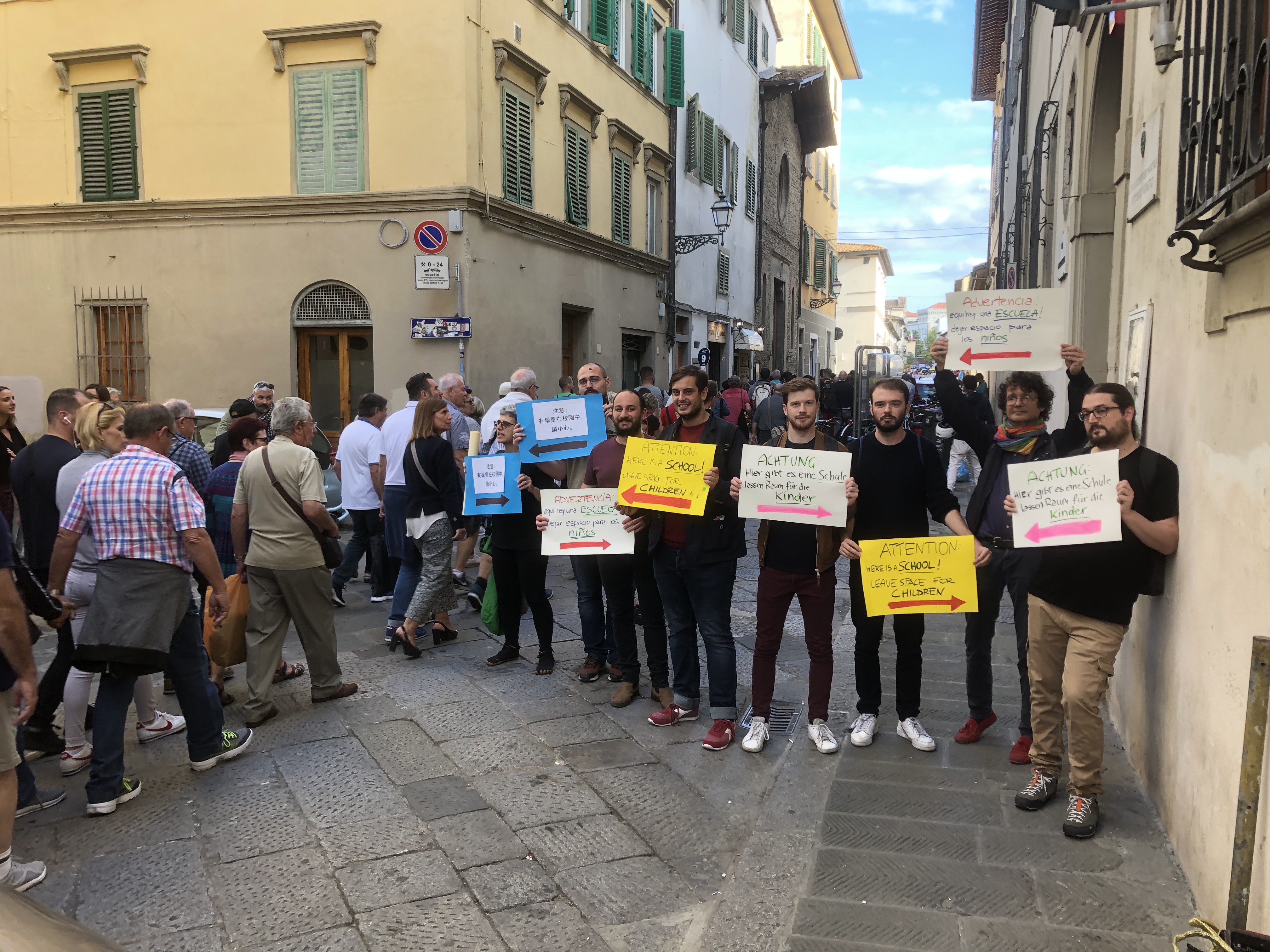 Flash mob in via San Giuseppe