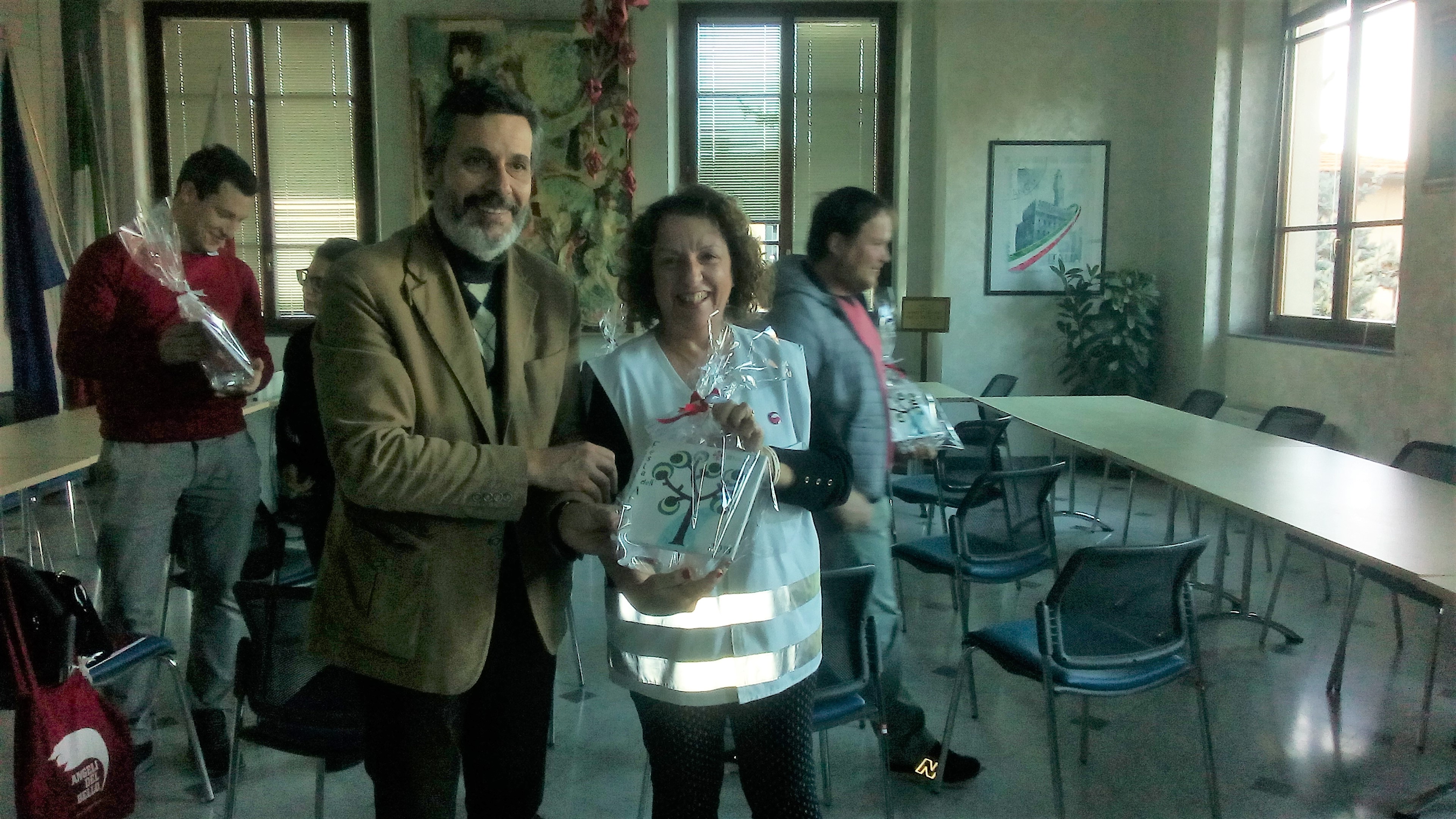 Riconoscimenti per la Festa dell'albero al quartiere 5 Riconoscimenti per la Festa dell'albero al quartiere 5