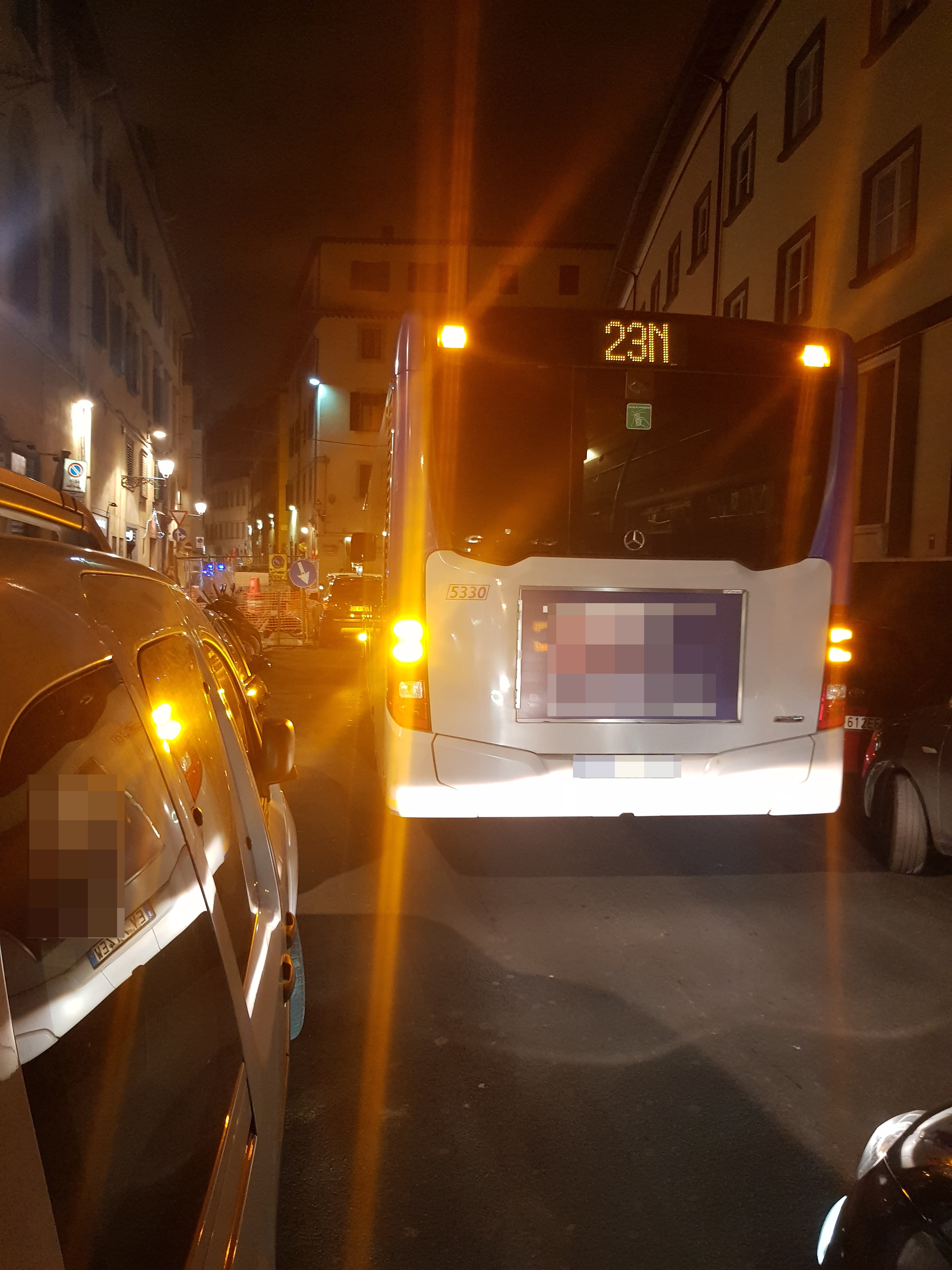 Autobus incastrato