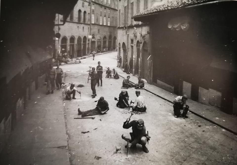 Pietre rimesse in Ponte Vecchio