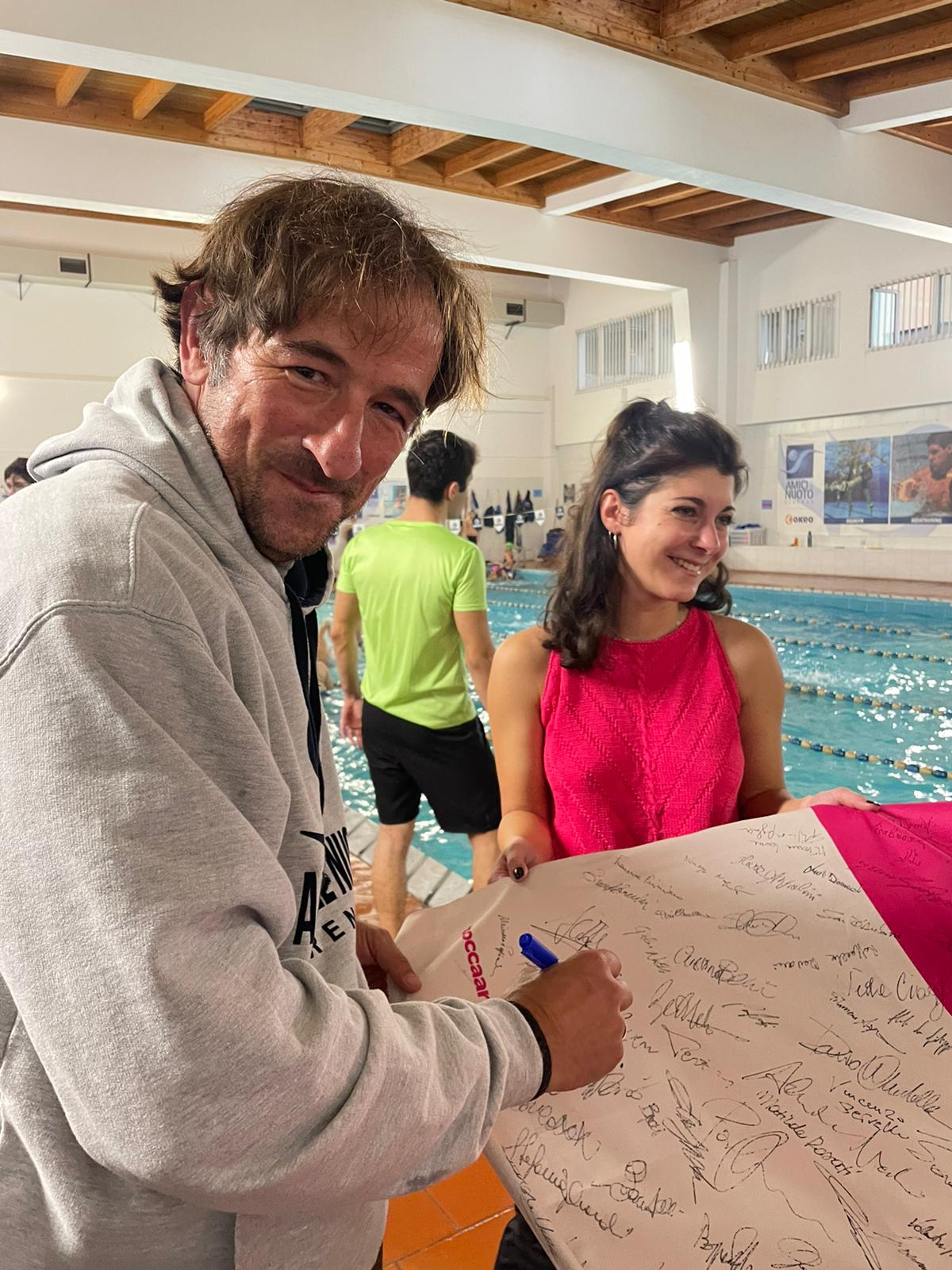 Una tampon box alla piscina di via del Romito Una tampon box alla piscina di via del Romito