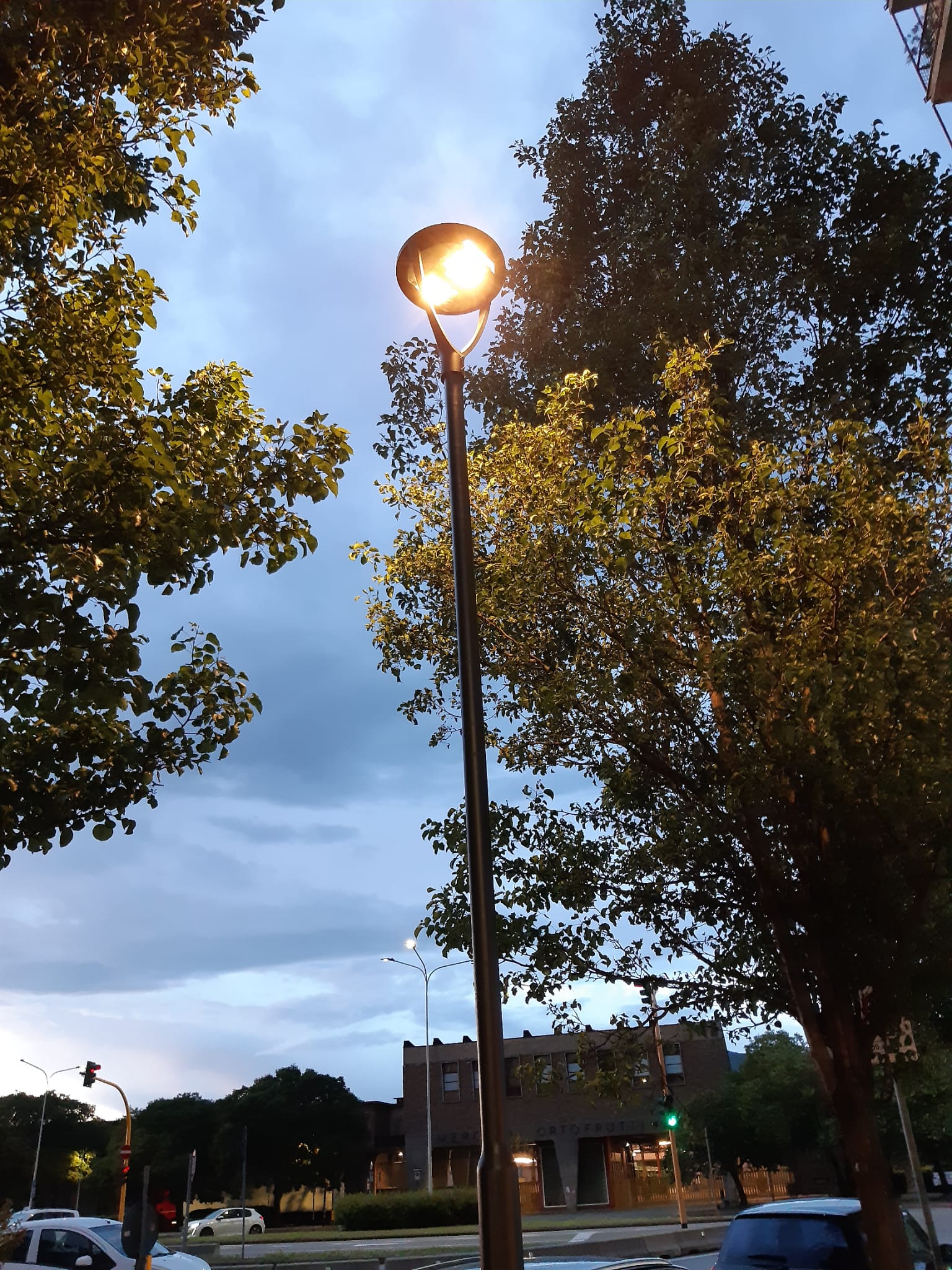 Nuova illuminazione via Mugello via Casentino viale Guidoni