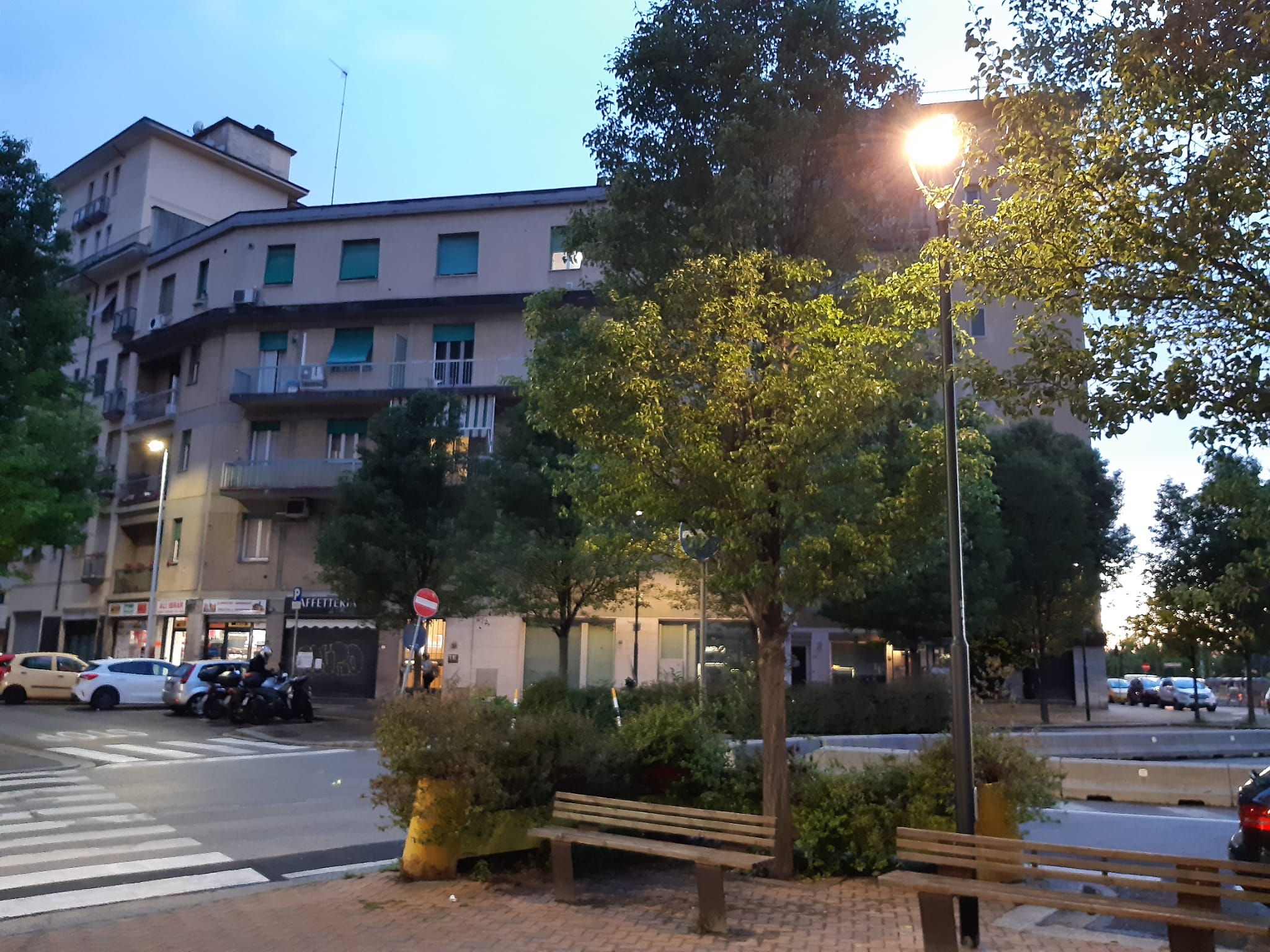 Nuova illuminazione via Mugello via Casentino viale Guidoni