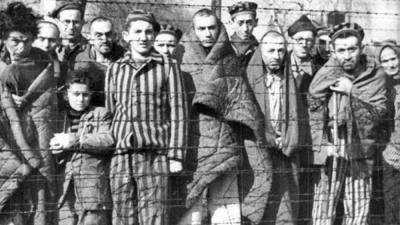 liberazione prigionieri Auschwitz